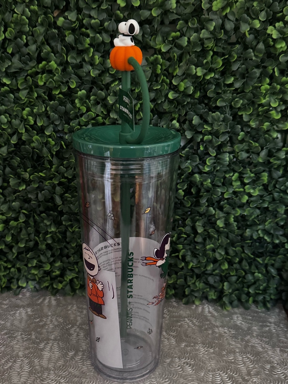 NWT🎃 Starbucks Peanuts 24oz Clear Cold Cup with Snoopy Silicone Stopper - Picture 3 of 5